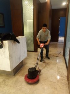 pulido y limpieza de pisos